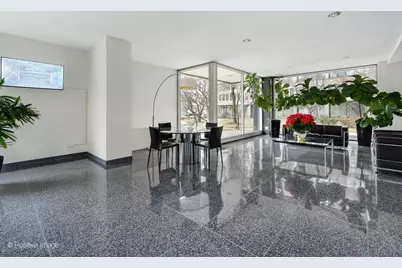 3430 N Lake Shore Drive #15M, Chicago, IL 60657 - Photo 4