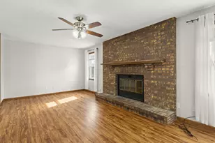 4361 Pfister Ln, Roscoe, IL 61073 - Photo 8