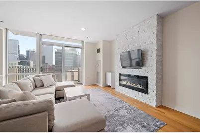 737 W Washington Boulevard #1902, Chicago, IL 60661 - Photo 2