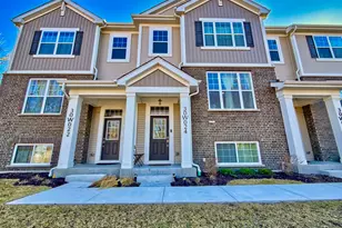 30W024 Brayman Ct, Warrenville, IL 60563 - Photo 1