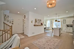 30W024 Brayman Ct, Warrenville, IL 60563 - Photo 18