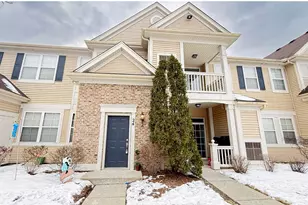 2250 Aurora Dr, Pingree Grove, IL 60140 - Photo 1