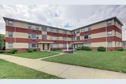 6441 W Higgins Avenue #3W, Chicago, IL 60656 - Photo 1