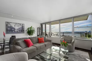 400 E Randolph St, Chicago, IL 60601 - Photo 14