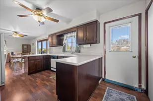 [Address not provided], Naperville, IL 60563 - Photo 6