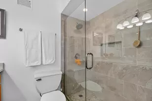 40 N Tower Rd, Oak Brook, IL 60523 - Photo 20