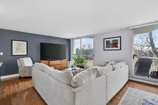 40 N Tower Rd, Oak Brook, IL 60523 - Photo 8