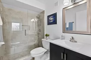 40 N Tower Rd, Oak Brook, IL 60523 - Photo 22