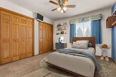105 Rollin, Lena, IL 61048 - Photo 16