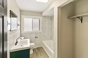 191 Kathleen Ln, Chicago Heights, IL 60411 - Photo 8