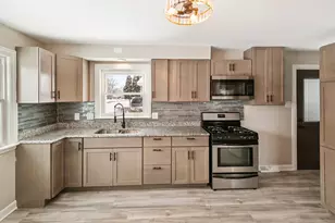 191 Kathleen Ln, Chicago Heights, IL 60411 - Photo 8