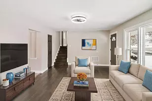 191 Kathleen Ln, Chicago Heights, IL 60411 - Photo 4