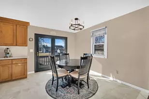 24333 S Valley Dr, Channahon, IL 60410 - Photo 6