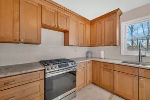 24333 S Valley Dr, Channahon, IL 60410 - Photo 10