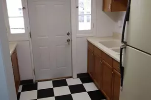 810 Sullivan Ct, Crest Hill, IL 60403 - Photo 4