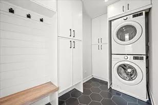 1207 Hoffman Ave, Park Ridge, IL 60068 - Photo 20