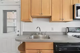 848 Hinman Ave, Evanston, IL 60202 - Photo 14