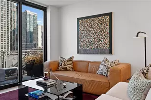 744 N Clark St, Chicago, IL 60610 - Photo 16