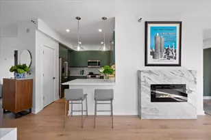 744 N Clark St, Chicago, IL 60610 - Photo 14