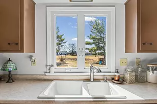 913 E 1st St, Gibson City, IL 60936 - Photo 16