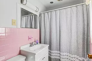 913 E 1st St, Gibson City, IL 60936 - Photo 26