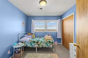 913 E 1st St, Gibson City, IL 60936 - Photo 32