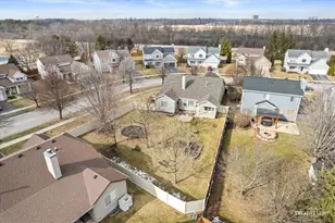 2331 Handley Ln, Aurora, IL 60502 - Photo 24