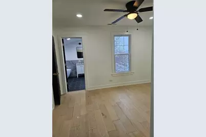 5402 N Mobile Avenue, Chicago, IL 60630 - Photo 20