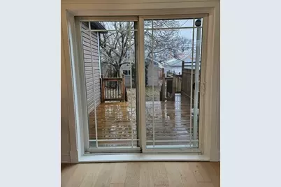 5402 N Mobile Avenue, Chicago, IL 60630 - Photo 10