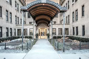 3520 N Lake Shore Dr, Chicago, IL 60657 - Photo 2