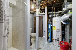 136 McKinstry Dr, Elgin, IL 60123 - Photo 16