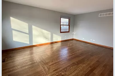 267 N Idlewild Avenue, Mundelein, IL 60060 - Photo 18