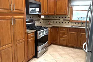 267 N Idlewild Ave, Mundelein, IL 60060 - Photo 4