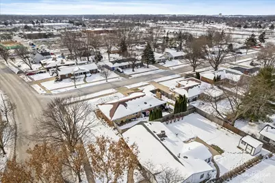 [Address not provided], Aurora, IL 60506 - Photo 32