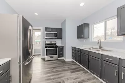 689 E Bluff Street, Marseilles, IL 61341 - Photo 4