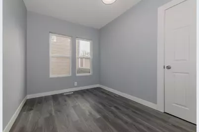 689 E Bluff Street, Marseilles, IL 61341 - Photo 12