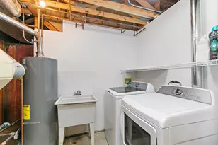 4025 Peartree Dr, Lake in the Hills, IL 60156 - Photo 26