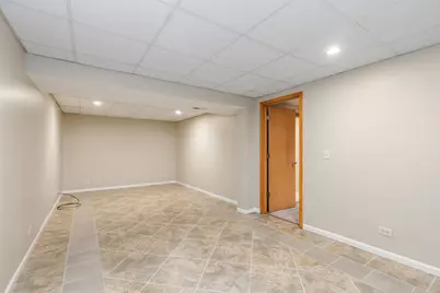 4025 Peartree Drive, Lake in the Hills, IL 60156 - Photo 24