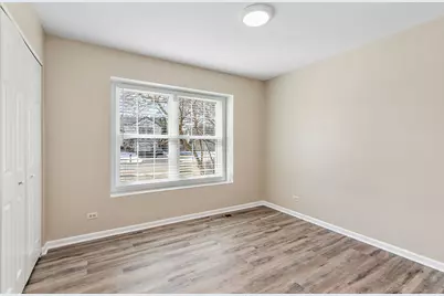 4025 Peartree Drive, Lake in the Hills, IL 60156 - Photo 16