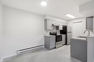 627 Virginia Rd, Crystal Lake, IL 60014 - Photo 4