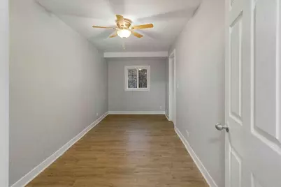 22339 Strassburg Avenue, Sauk Village, IL 60411 - Photo 20