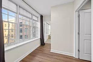 50 N Plum Grove Rd, Palatine, IL 60067 - Photo 20