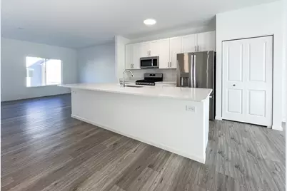 245 Regency Court #B, Wauconda, IL 60084 - Photo 2