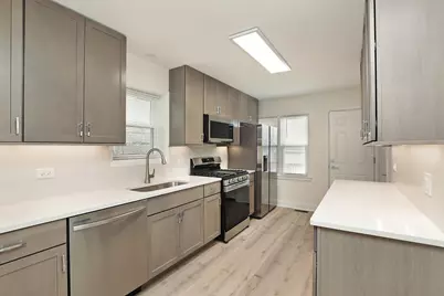 4533 N Keystone Avenue, Chicago, IL 60630 - Photo 4