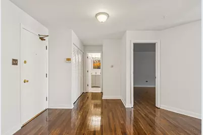 8828 N Leslie Lane #104D, Des Plaines, IL 60016 - Photo 10