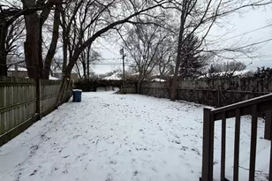 12416 S Carpenter St, Calumet Park, IL 60827 - Photo 2