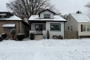 12416 S Carpenter St, Calumet Park, IL 60827 - Photo 1