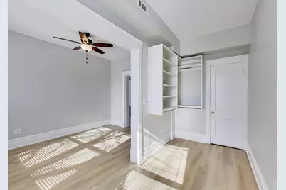 2114 W Byron Street #1, Chicago, IL 60618 - Photo 18