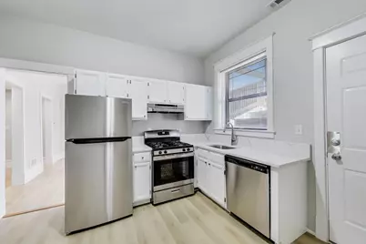 2114 W Byron Street #1, Chicago, IL 60618 - Photo 14