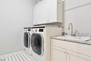 203 S Columbia St, Naperville, IL 60540 - Photo 32